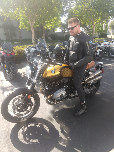 BMW Motorcycle Dealer «BMW Motorcycles of Ventura County», reviews and photos, 830 Tourmaline Dr, Newbury Park, CA 91320, USA