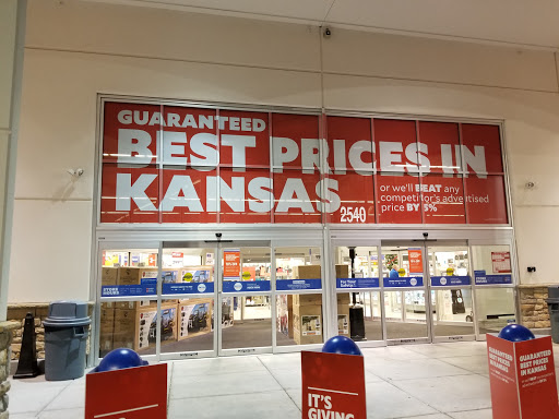 Sporting Goods Store «Academy Sports + Outdoors», reviews and photos, 2540 N Greenwich Rd, Wichita, KS 67226, USA