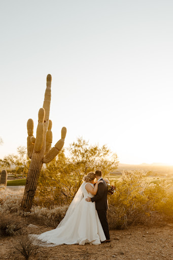 Bridal Shop «The Bridal Suite», reviews and photos, 1340 E 9 Mile Rd, Pensacola, FL 32514, USA