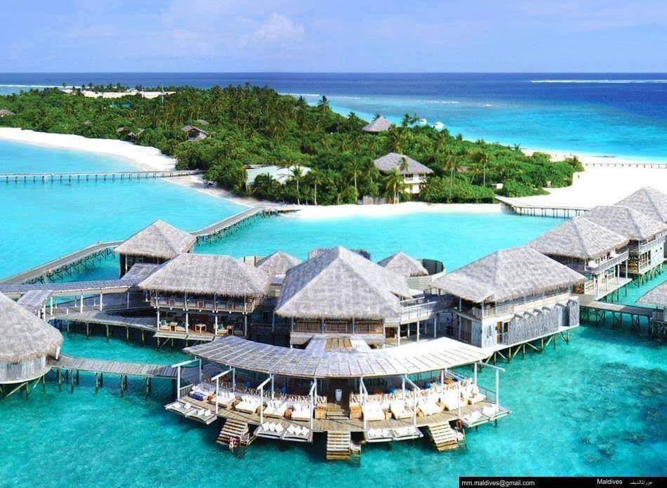 Zdjęcie Plaża Six Senses Laamu z przestronna linia brzegowa