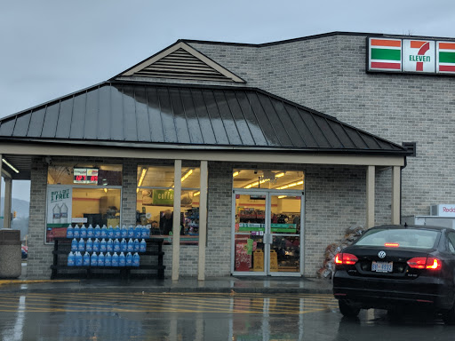 Convenience Store «7-Eleven», reviews and photos, 4697 John Marshall Hwy, Linden, VA 22642, USA