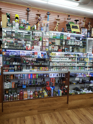 Tobacco Shop «Tobacco Zone», reviews and photos, 6638 W Roosevelt Rd, Oak Park, IL 60304, USA
