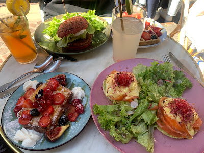 Yours Café à Bordeaux