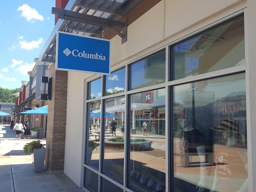 Sportswear Store «Columbia Outlet Store», reviews and photos, 400 South Wilson Road #480, Sunbury, OH 43074, USA