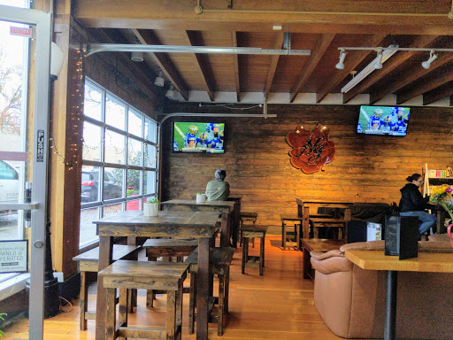 Gourmet Grocery Store «Social Goods: Toys, Taps, Cafe», reviews and photos, 500 E 1st St, Newberg, OR 97132, USA