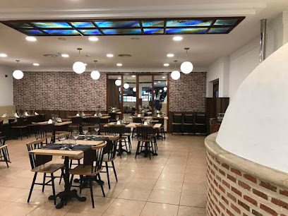 Cafeteria Restaurante Terruño - C. las Cruces, Num 21, Bajo, 09300 Roa, Burgos, Spain