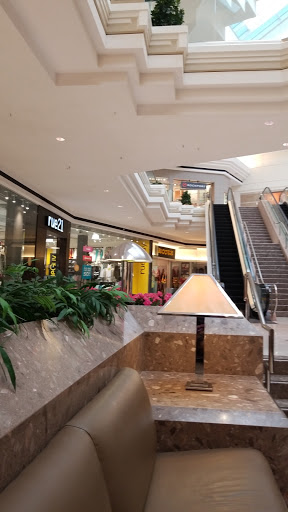 Department Store «Nordstrom MacArthur Center», reviews and photos, 301 Cumberland St, Norfolk, VA 23510, USA