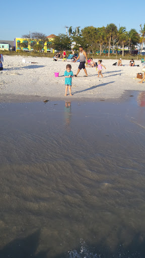 Tattoo Shop «Times Square Tattoo», reviews and photos, 959 Estero Blvd, Fort Myers Beach, FL 33931, USA