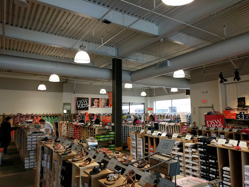 Shoe Store «DSW Designer Shoe Warehouse», reviews and photos, 10400 Old Georgetown Rd, Bethesda, MD 20814, USA