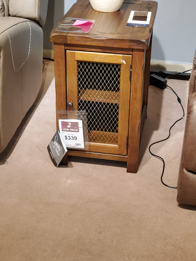 Furniture Store «Gallery Furniture», reviews and photos, 12670 SE 82nd Dr, Clackamas, OR 97015, USA