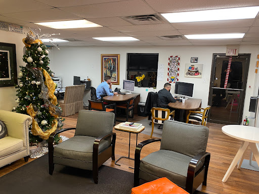 Used Car Dealer «Auto Direct», reviews and photos, 729 N Causeway Blvd, Mandeville, LA 70448, USA