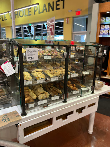 Grocery Store «Whole Foods Market», reviews and photos, 2000 N Federal Hwy, Fort Lauderdale, FL 33305, USA