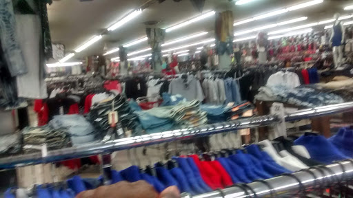 Shopping Mall «New Landing Mall», reviews and photos, Troost Ave & E Meyer Blvd, Kansas City, MO 64131, USA