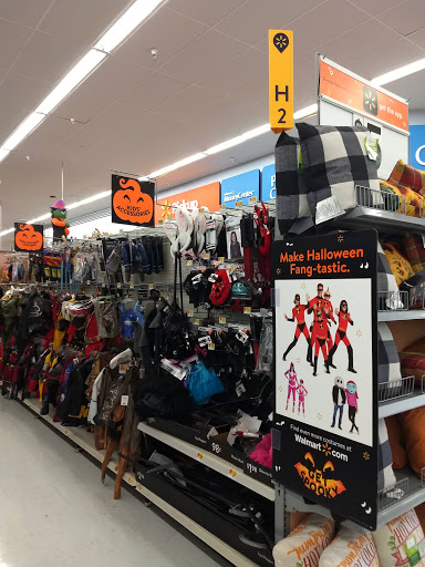 Department Store «Walmart Supercenter», reviews and photos, 820 S Rand Rd, Lake Zurich, IL 60047, USA