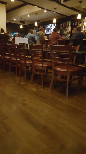 Bar & Grill «10th Street Live Bar & Grill», reviews and photos, 104 N 10th St, Kenilworth, NJ 07033, USA