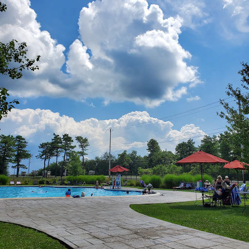 Golf Shop «Eagle Rock Golf Clubhouse & Pro Shop», reviews and photos, 191 Turnberry Ln, Hazle Township, PA 18202, USA