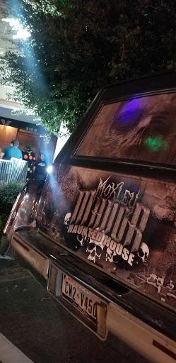 Haunted House «Moxley Manor Haunted House», reviews and photos, 510 Harwood Rd, Bedford, TX 76021, USA