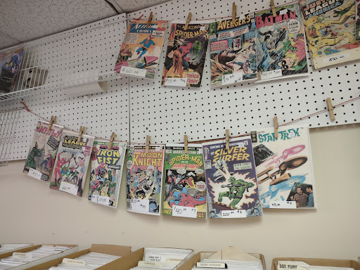 Comic Book Store «The Amazing Book-Store», reviews and photos, 3718 Richfield Rd, Flint, MI 48506, USA