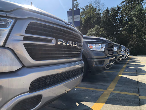 Car Dealer «Rainbow Chrysler Dodge Jeep LLC», reviews and photos, 301 River Highlands Blvd, Covington, LA 70433, USA