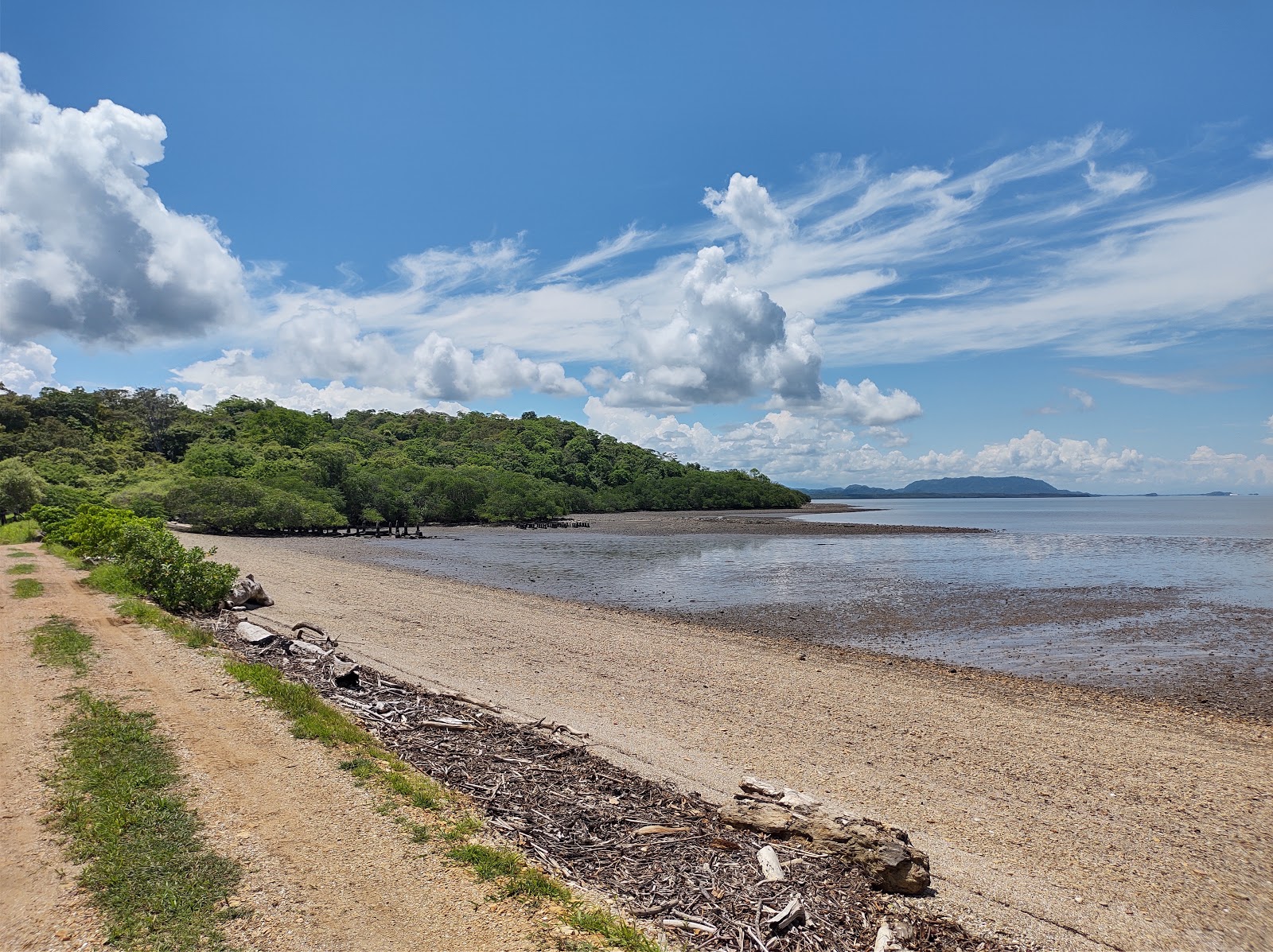 Foto de Playa Punta Piedra com muito limpo nível de limpeza