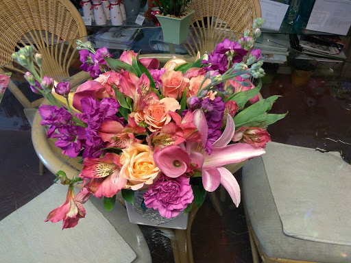 Florist «Gulfport Florist», reviews and photos, 1410 58th St S, Gulfport, FL 33707, USA