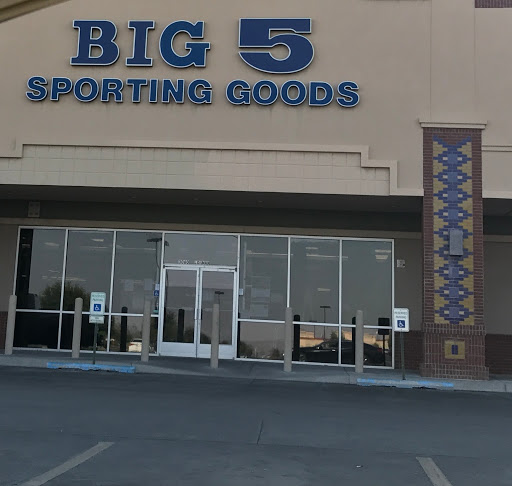Sporting Goods Store «Big 5 Sporting Goods - Las Cruces», reviews and photos, 3060 E Lohman Ave, Las Cruces, NM 88005, USA