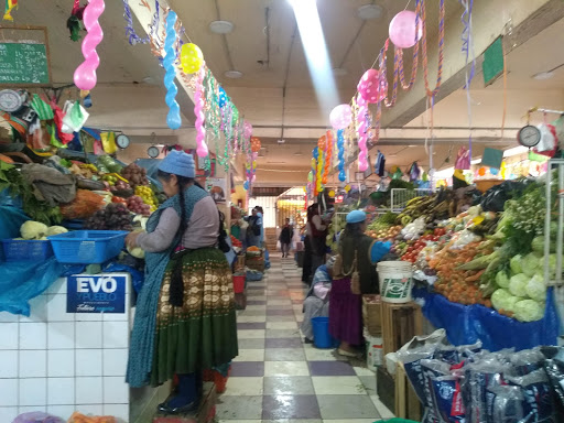 Mercado Modelo Yungas