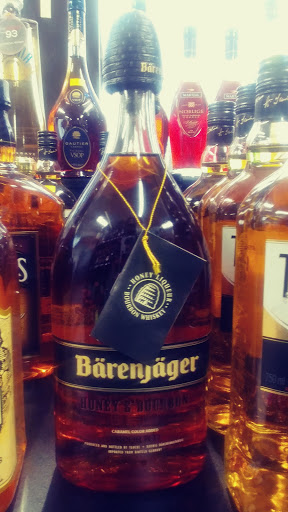 Liquor Store «Starting Gate Liquors/Finish Line Packaged Liquors», reviews and photos, 3470 Fort Meade Rd, Laurel, MD 20724, USA