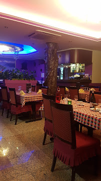 Atmosphère du Restaurant népalais Maison de l'Himalaya à Draveil - n°5