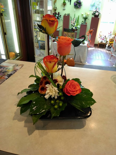 Florist «Marion Smith Florist», reviews and photos, 5904 7th St, Zephyrhills, FL 33542, USA