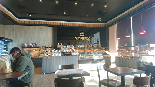 Shopping Mall «Wick Shopping Plaza», reviews and photos, 561 US-1, Edison, NJ 08817, USA