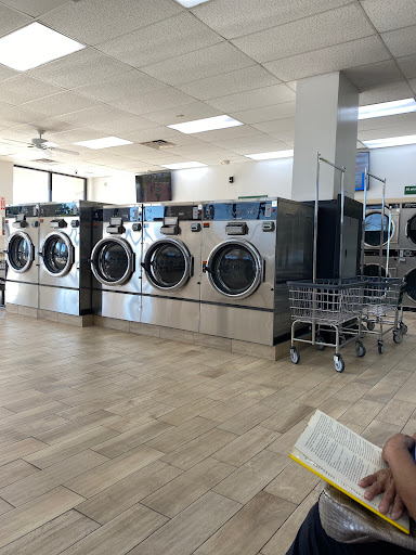 Supreme Laundromat