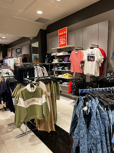 Clothing Store «Forever 21», reviews and photos, 3251 20th Ave, San Francisco, CA 94132, USA