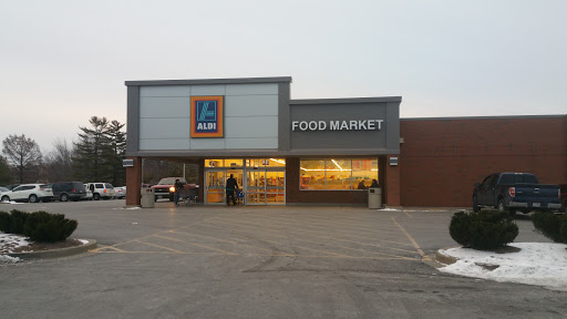 Supermarket «ALDI», reviews and photos, 1716 Vandalia St, Collinsville, IL 62234, USA