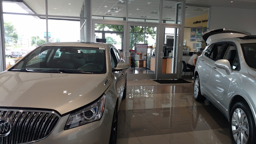 Car Dealer «Al Serra Buick GMC», reviews and photos, 6201 Saginaw Rd, Grand Blanc, MI 48439, USA