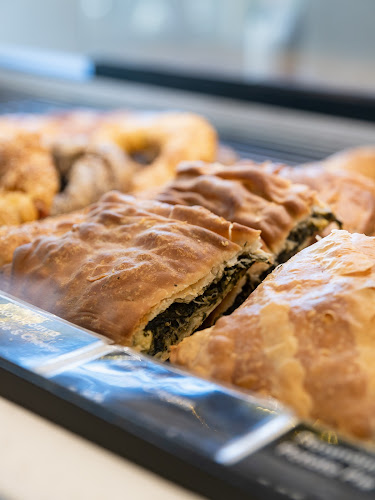 Comentarii opinii despre Δέσποινα - Bakery house | Sweet & Coffee (Πλατυτέρα)