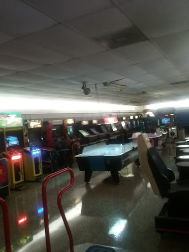 Bowling Alley «Tampa Lanes Inc», reviews and photos, 8105 N Dale Mabry Hwy, Tampa, FL 33614, USA