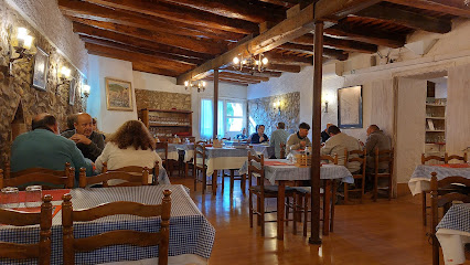 Restaurant Cal Carreter - Lugar, Carrer Cases Noves, 13, 17118 Sant Sadurní de l,Heura, Girona, Spain