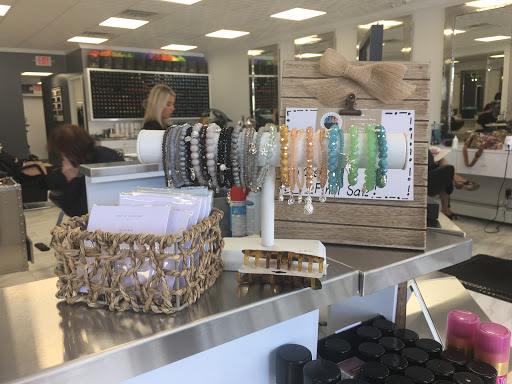 Hair Salon «Platinum Hair & Colour Studio Inc.», reviews and photos, 3898 Merrick Rd, Seaford, NY 11783, USA