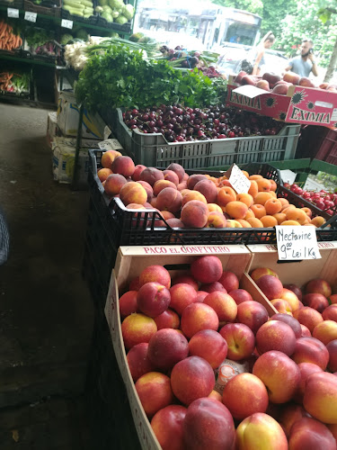 Opinii despre Piața de legume și fructe în <nil> - Magazin de fructe