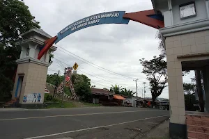 Gerbang Kota Mamuju image
