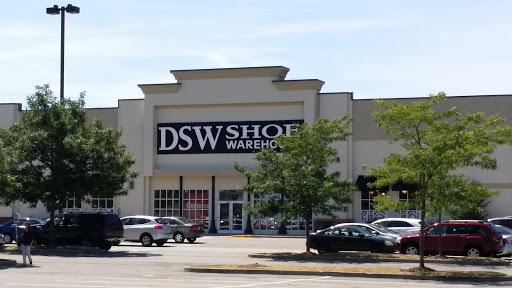 DSW Designer Shoe Warehouse, 344 Providence Hwy, Dedham, MA 02026, USA, 