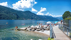 Foto von Spiaggia Ulisse Guzzi mit geräumige küstenlinie