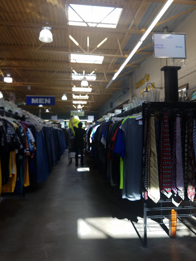 Thrift Store «Island Thrift», reviews and photos, 1800 NY-112, Medford, NY 11763, USA