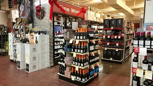 Wine Store «Total Wine & More», reviews and photos, 536 W 21st St, Norfolk, VA 23517, USA