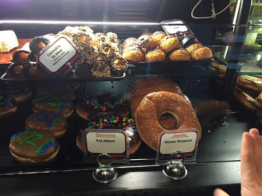 Donut Shop «Legendary Doughnuts», reviews and photos, 2602 6th Ave, Tacoma, WA 98406, USA