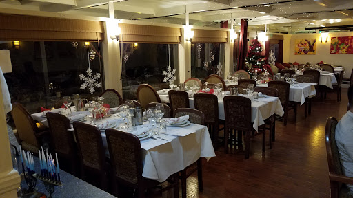 Fine Dining Restaurant «Sonoma Wine Shop / La Bodega Kitchen», reviews and photos, 2295 Gravenstein Hwy S, Sebastopol, CA 95472, USA