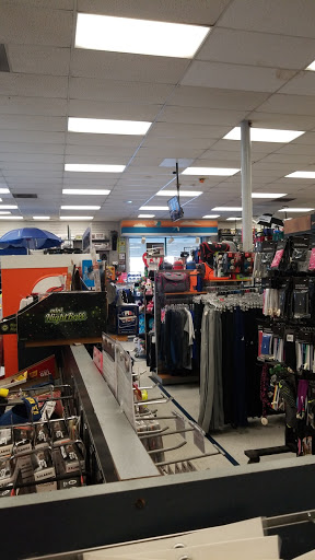 Sporting Goods Store «Big 5 Sporting Goods», reviews and photos, 7111 Eastern Ave, Bell Gardens, CA 90201, USA
