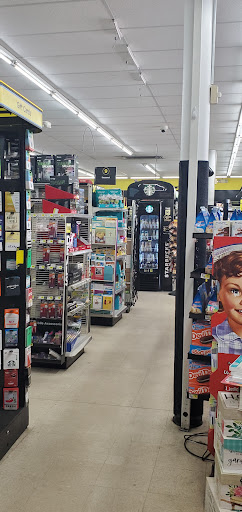 Home Goods Store «Dollar General», reviews and photos, 3411 Dundalk Ave, Dundalk, MD 21222, USA