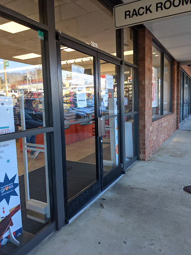 Shoe Store «Rack Room Shoes», reviews and photos, 2809 Battleground Ave, Greensboro, NC 27455, USA